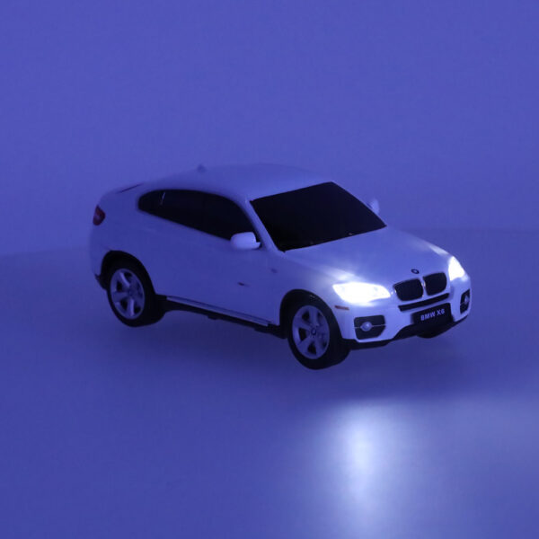 Samochód zdalnie sterowany Rastar 31700 BMW X6 1:24 biały - obrazek 7
